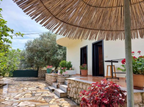 Vila REXHAJ, Ksamil